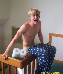 twinks from the net 5801027bd070a.jpg