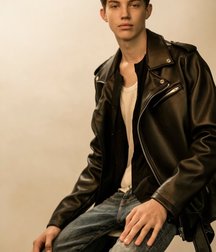 Lads 24 59b14f93daf96.jpg
