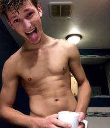Lads 31 59b9927190fb3.jpg