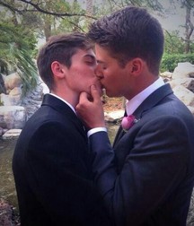 Lads 32 59bbae76acde6.jpg