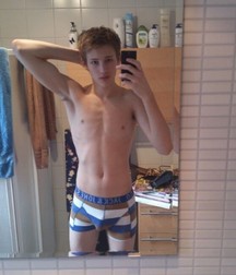 Lads 40 59d8a49525c2c.jpg