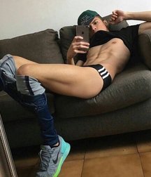 Lads 42 59e8a9e0b0e71.jpg