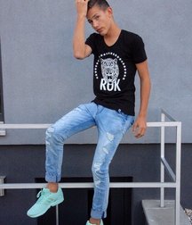 Lads 42 59e8aaa137730.jpg