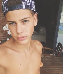Lads 70 5a6652b5cade5.jpg