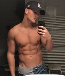 Lads 71 5a6c6caee1804.jpg