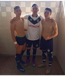 Lads 74 5aa4337c3f3bf.jpg