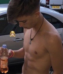 Lads 79 5aae803fe8760.jpg