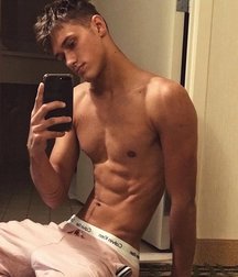 Lads 81 5b0f44c07bb99.jpg