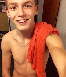 Lads 82 5b1314a6c9012.jpg