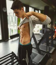 Lads 98 5bb7e4d90c5b2.jpg