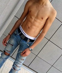 Lads 100 5bd49560a5e73.jpg