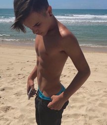 Lads 102 5c7aff9f1d7e5.jpg