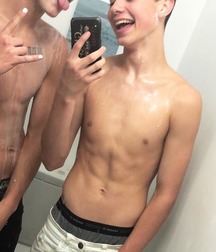 Lads 103 5c7b14a9c0e83.jpg