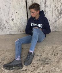 Lads 105 5cbe2d118f880.jpg