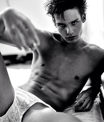 Lads 105 5cbe2d4311754.jpg