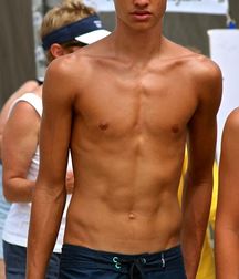 Lads 105 5cbe2d53cd17d.jpg