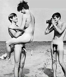 Random Goodies 596ab36913f6e.jpg