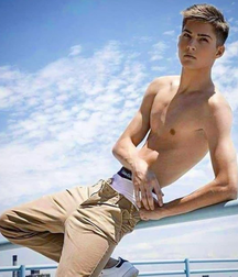 Pretty Boys 1 5c8f727566eb8.png
