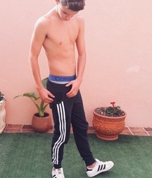 Pretty Boys 1 5c8f72795fa13.jpg