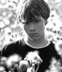 Faces 594157acd8ca7.jpg