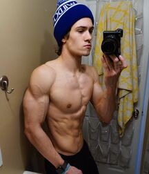 Big Cock Boys Gay Porn 6164a28dbe7fe.jpg