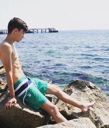 pretty boys 56e440e8d3be8.jpg