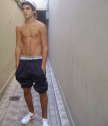 pretty boys 57a5f7bd96daa.jpg