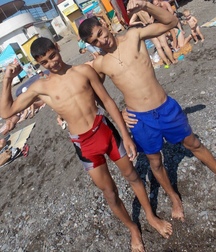 pretty boys 57a5f867d07e8.jpg