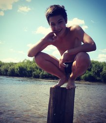 pretty boys 57a5f8cf1ab50.jpg