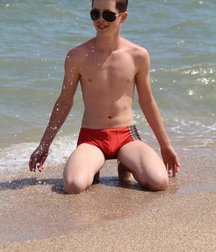 pretty boys 57a5f90d1cc68.jpg
