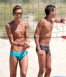 pretty boys 5803970e1c724.jpg