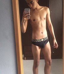 pretty boys 584c45d852362.jpg