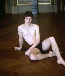 pretty boys 586a8211a21a0.jpg