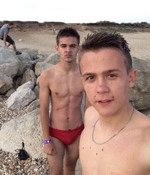 pretty boys 58920dd0ea6d8.jpg