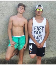 pretty boys 58920dd51dfae.jpg
