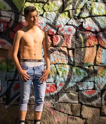 pretty boys 58bc39adb972b.jpg