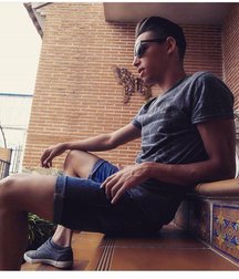 pretty boys 58bc39b9df07c.jpg