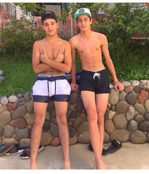 pretty boys 58d7d8f4c46c9.jpg
