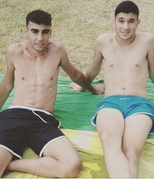 pretty boys 58f79b3157a5c.jpg