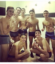 pretty boys 58f79b3b2bb3c.jpg