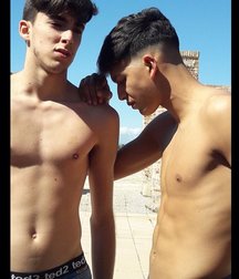 pretty boys 58f79b3c1c8bf.jpg