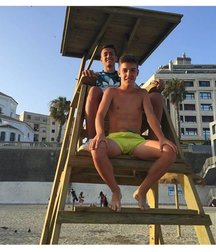 pretty boys 58f79b3db27c7.jpg