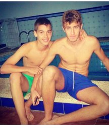 pretty boys 58f79b58a68f4.jpg