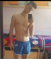 pretty boys 2 58f79d3e59646.jpg