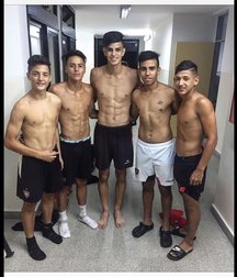 pretty boys 2 58f79d4c8ff0a.jpg