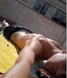 pretty boys 2 58f79d4f4bcb3.jpg