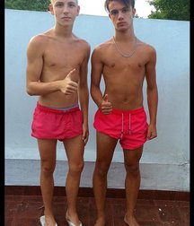 pretty boys 2 58f79d628e32b.jpg