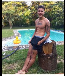 pretty boys 2 58f79d75b05a0.jpg