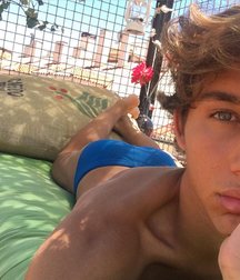 pretty boys 2 58f79d76d4380.jpg