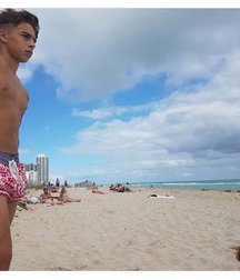 pretty boys 2 58f79d78154a3.jpg